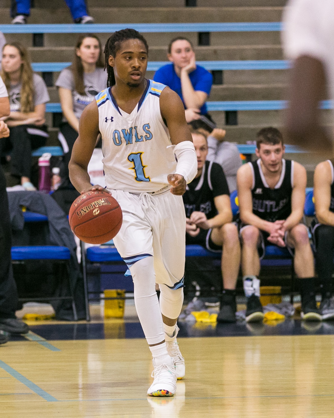 Strong Second Half Lifts Owls Over CCAC Allegheny
