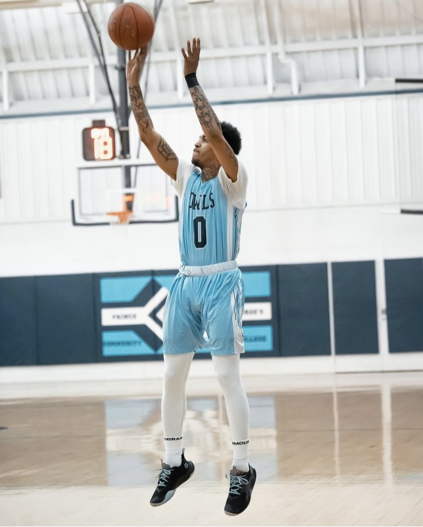 Freshman Deonte Cooke (0) picked up his fifth double-double of the season during the Owls win against the visiting Pioneers of Butler County Community College on Sunday afternoon, January 30th. Sunday's performance marked the third consecutive double-double for Cooke.