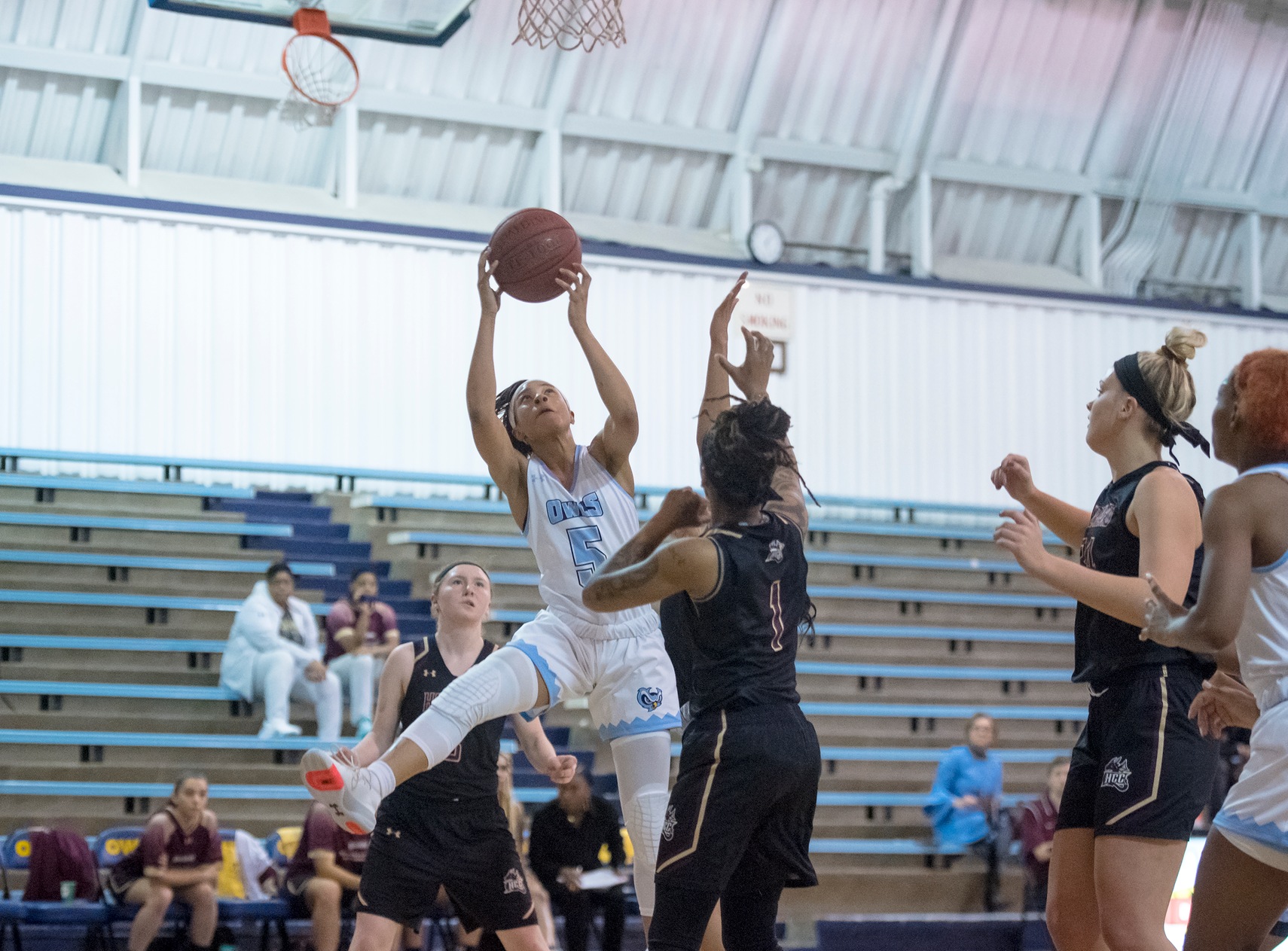 Women’s Basketball Bounces Back In Win Over Garrett College