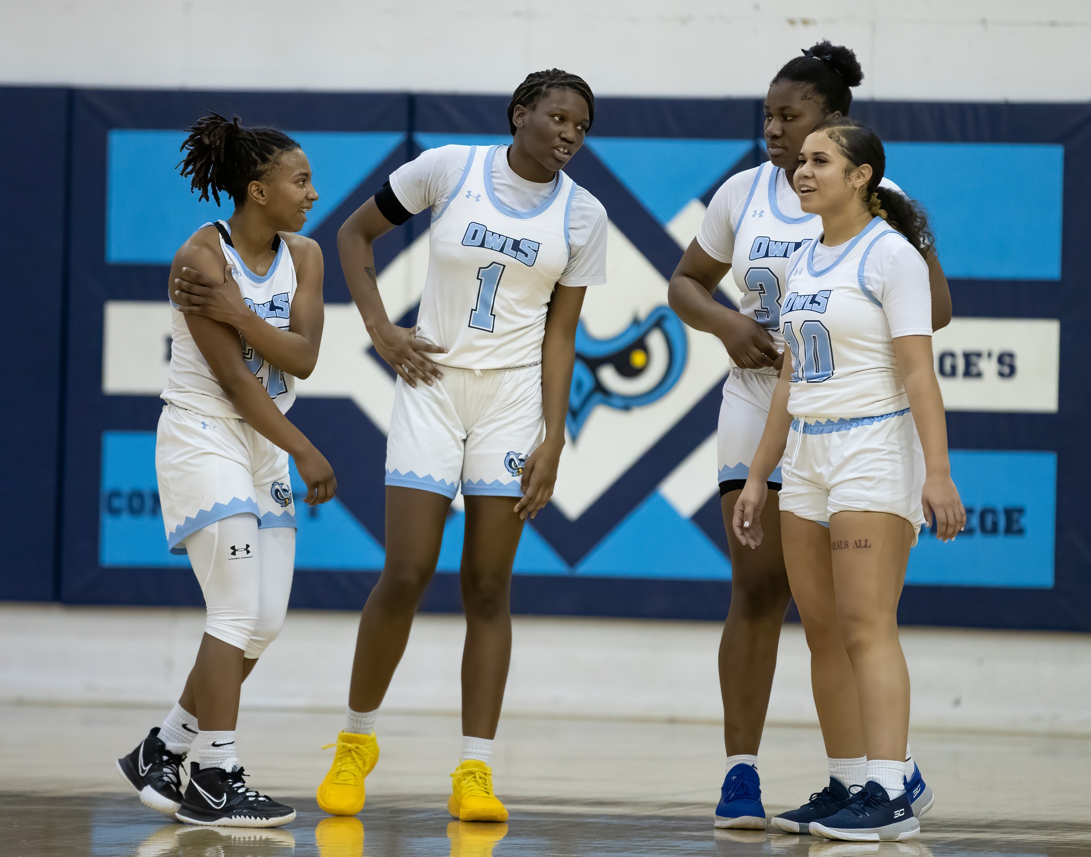 Owls Prepared To Face Northland In First Round Of National Championship