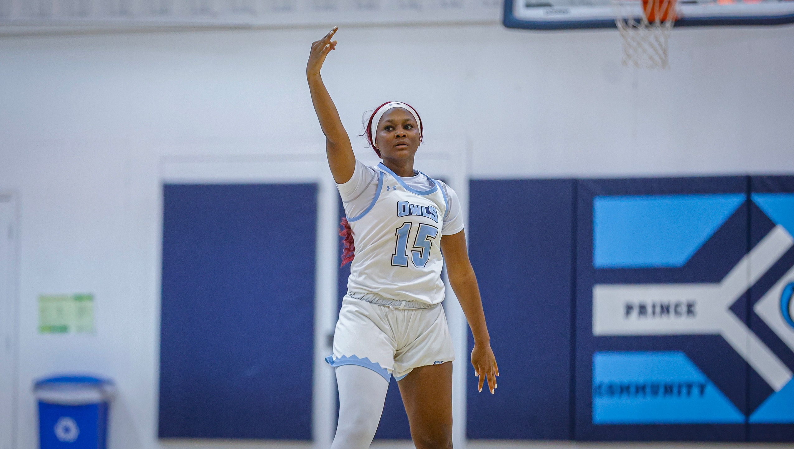 Lady Owls Use Strong First Half to Hold Off Late Push By Garrett